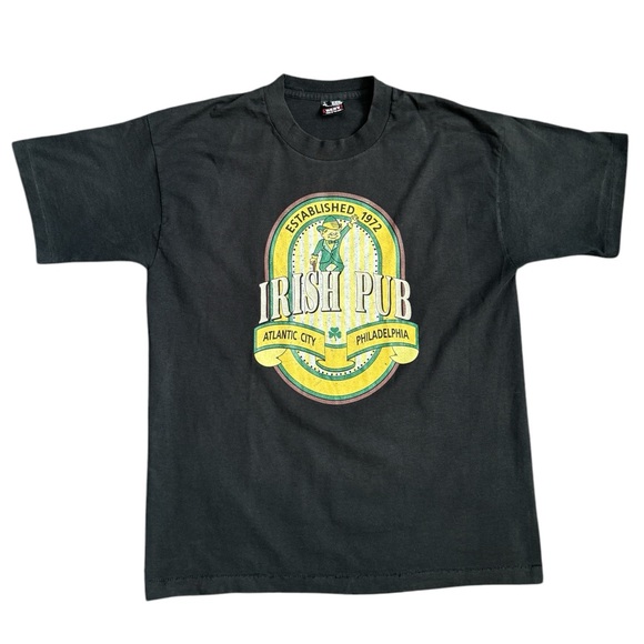 Vintage 90s Irish Pub / Single Stitch / Made In The USA / St Patrick’s Day - Picture 1 of 8